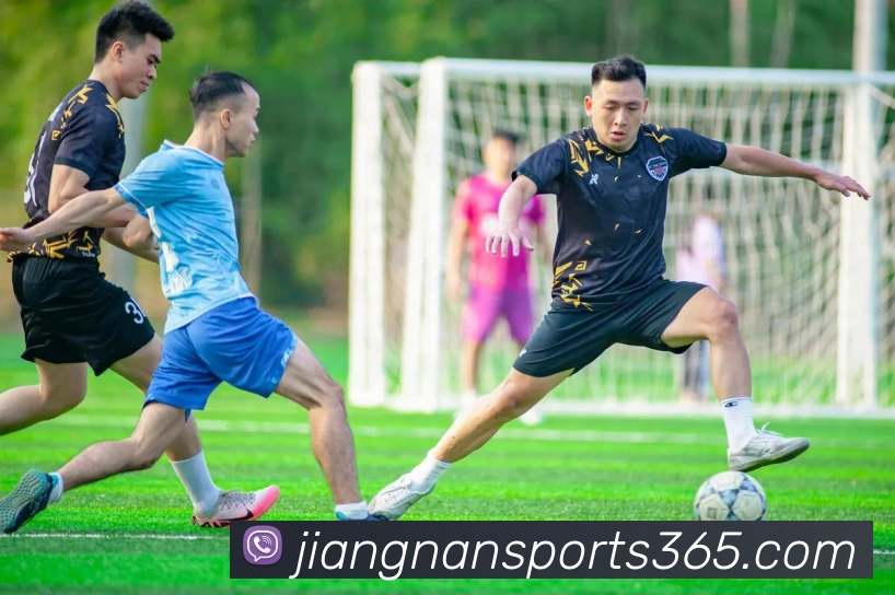 霍华德分享美国队超市合照引热议詹姆斯科比杜兰特同框惊艳众人